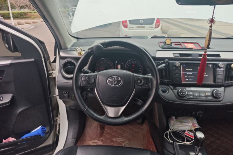 Used Toyota RAV4 2016 2.5L Automatic 4x4 Elite Edition