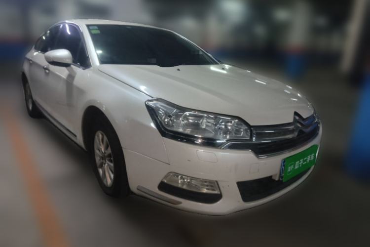 Used Citroen C5 2014 2.0L Automatic Luxury Edition Front Right 45 Deg