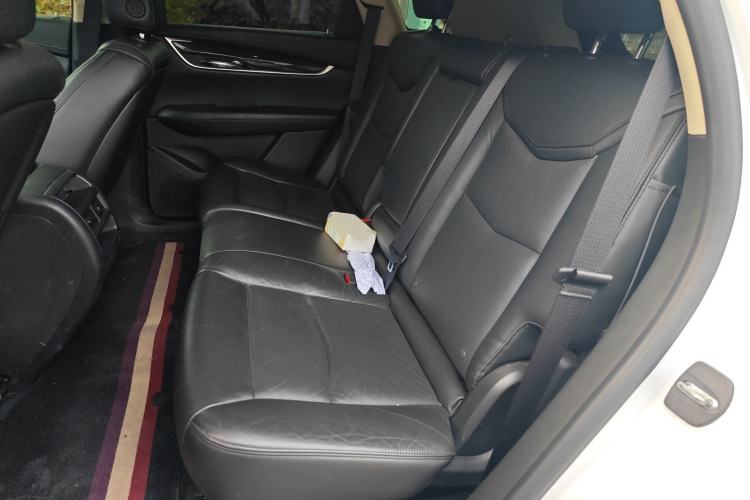 Used Cadillac XT5 2018 25T Luxury Model