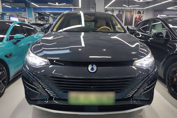 Used Denza N8 2023 Four-Wheel Drive Ultra-Hybrid Flagship Six-Seater Version