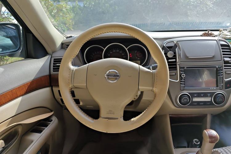 Used Nissan Sylphy 2009 1.6 XL Manual Luxury Sunroof Edition

