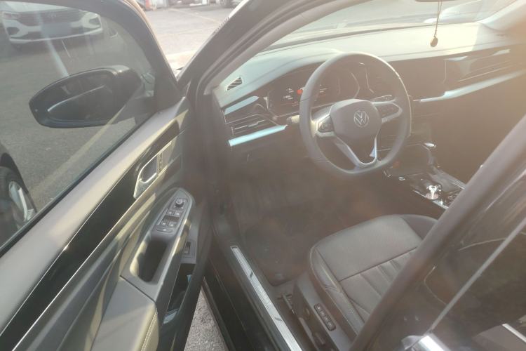 Used Volkswagen Passat 2026 Model, Outstanding 380TSI Longyao Edition
