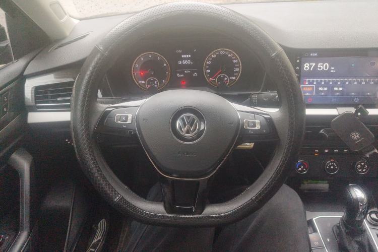 Used Volkswagen Lavida 2019 1.5L Automatic Comfort Edition China VI Standard
