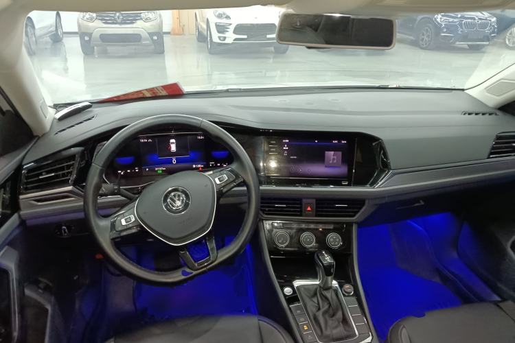 Used Volkswagen Sagitar 2021 200TSI DSG Comfort Connect Edition Center Console