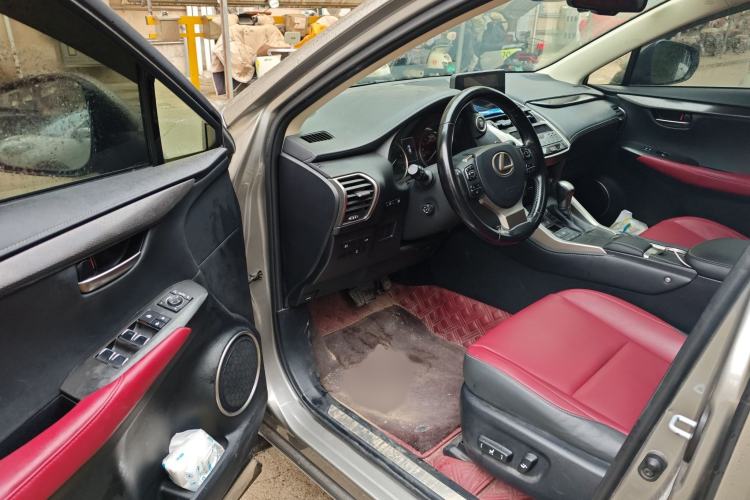 Used Lexus NX 2020 200 All-Wheel Drive Fēngshàng Version China VI Standard Interior 3