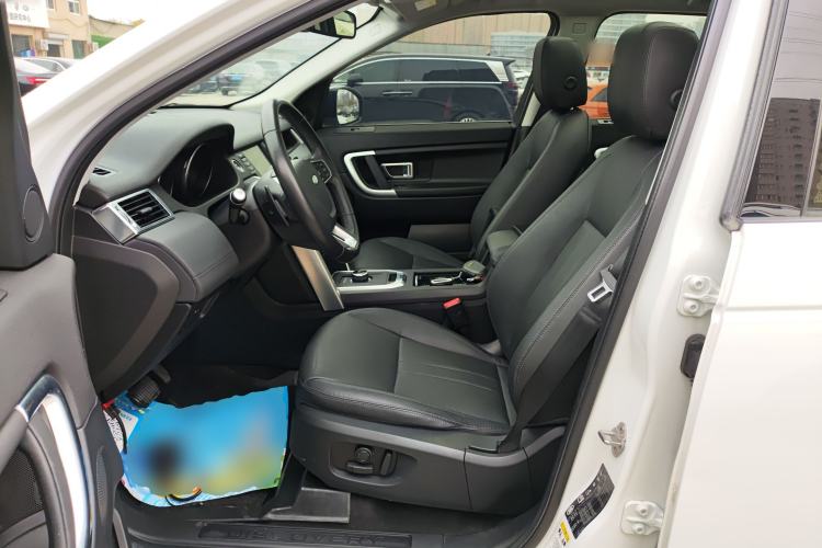 Used Land Rover Discovery Sport 2019 240 PS SE Version China VI Standard Left Front Seat