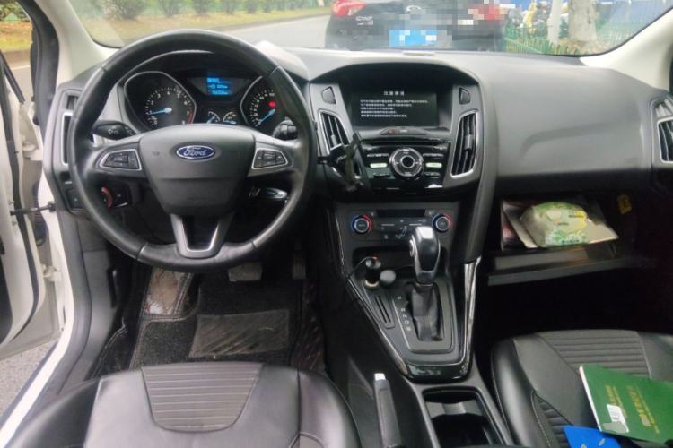 Used Ford Focus 2015 Hatchback 1.6L Automatic Fashion Edition