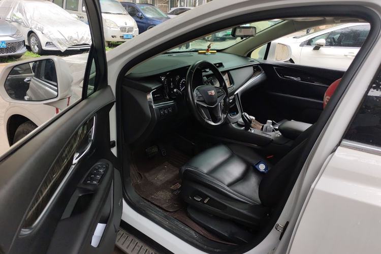 Used Cadillac XT5 2018 25T Luxury Model