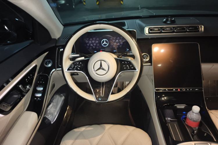 Used Mercedes-Benz Maybach S-Class 2023 S 480 4MATIC Steering Wheel