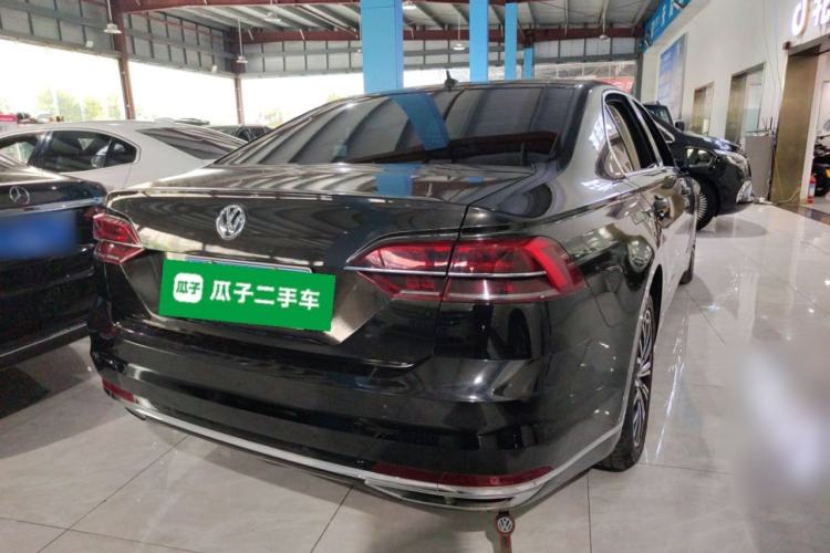 Used Volkswagen Phideon 2016 380TSI Two-Wheel-Drive Luxury Edition