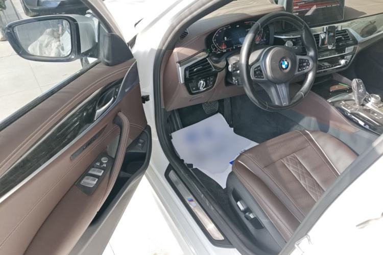 Used BMW 5 Series 2022 Restyled 525Li M Sport Package
