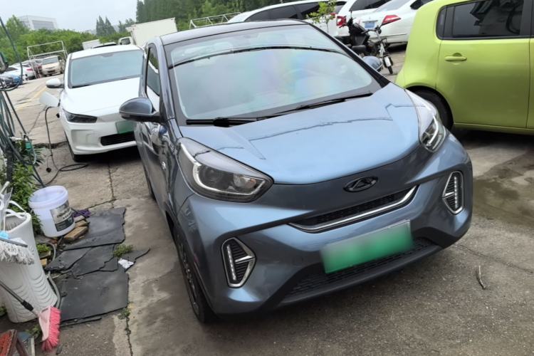 Used Chery QQ Little Ant 2022 Revised Version Sweet Pink Edition Half-Sugar Version Lithium Iron Phosphate 30.7 kWh 30 kW 301 km
