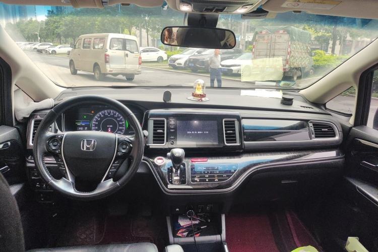 Used Honda Elysion 2019 2.0L Hybrid Luxury Edition
