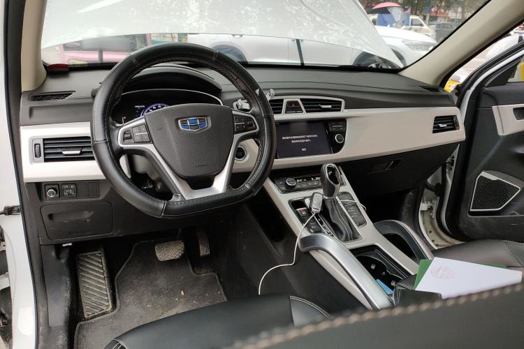 Used Geely Auto Emgrand X7 Sport 2018 1.8TD Automatic Two-Wheel Drive Smart Connect 4G Internet Edition
