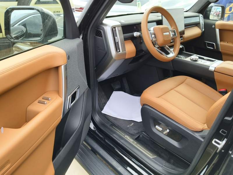 Used iCAR V27 2026 Model 200KM Four-Wheel Drive Falcon 500 — 15