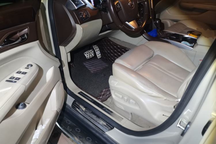 Used Cadillac SRX 2011 3.0L Flagship Edition
