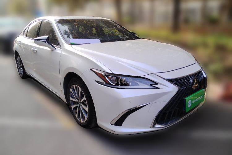 Used Lexus ES 2022 300h Excellence Edition