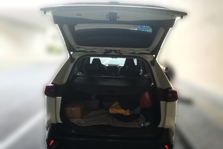 Used Toyota Wildlander 2024 Dual-Motor 2.5L E-CVT Two-Wheel Drive Urban Edition
