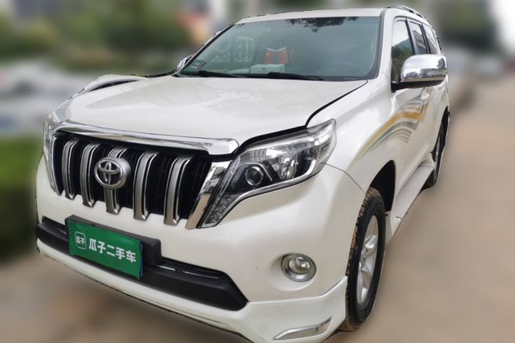 Used Toyota Prado 2012 Prado with refrigerator, automatic transmission, 2.7L engine.