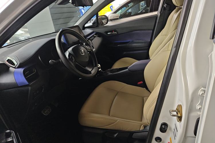 Used Toyota C-HR 2018 2.0L Leading Edition China V-standard Left Front Seat