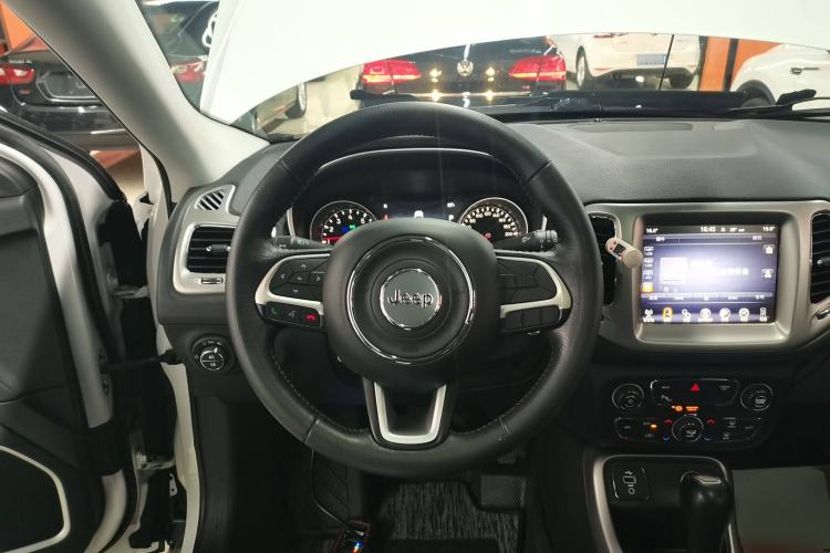 Used Jeep Compass 2017 200T Automatic Family Edition