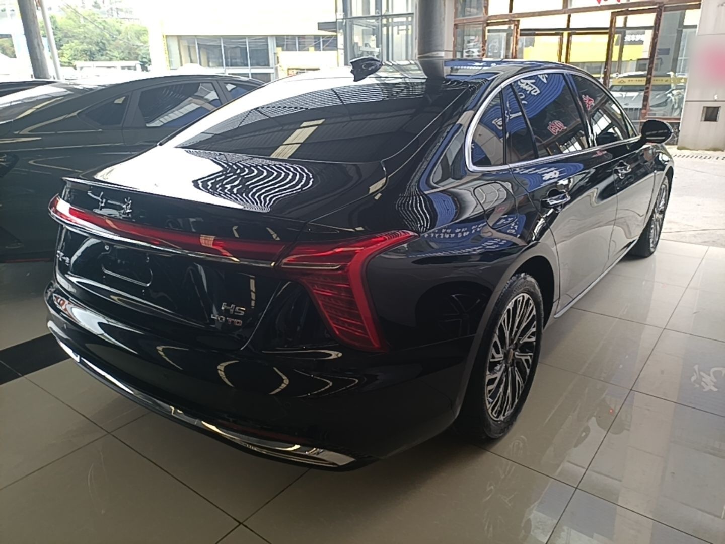 Hongqi H5 2024 2.0T Automatic Smart Connect Flagship Edition - Chinese Trim Chang — снимка 6