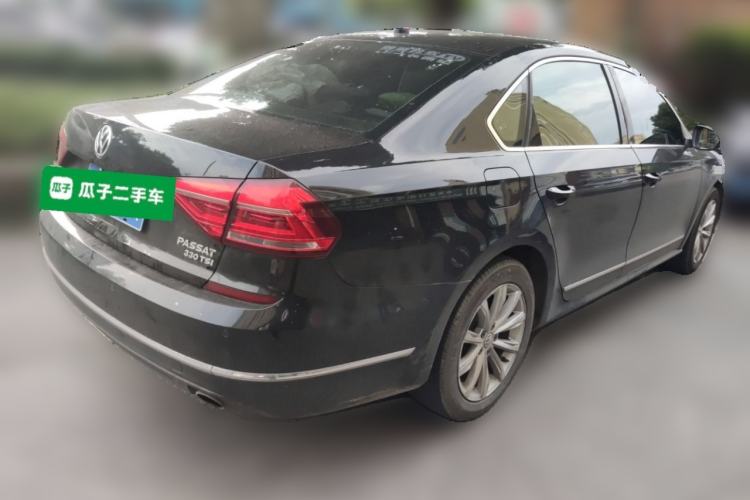 Used Volkswagen Passat 2017 330TSI DSG Luxury Edition