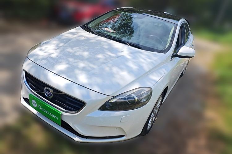 Used Volvo V40 2013 2.0T Zhiya Edition