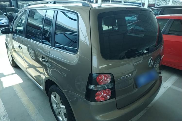 Used Volkswagen Touran 2015 1.4T DSG Comfort Edition 5 Seats
