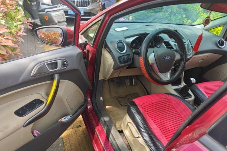 Used Ford Fiesta 2012 Hatchback 1.5L Manual Dynamic Limited Edition
