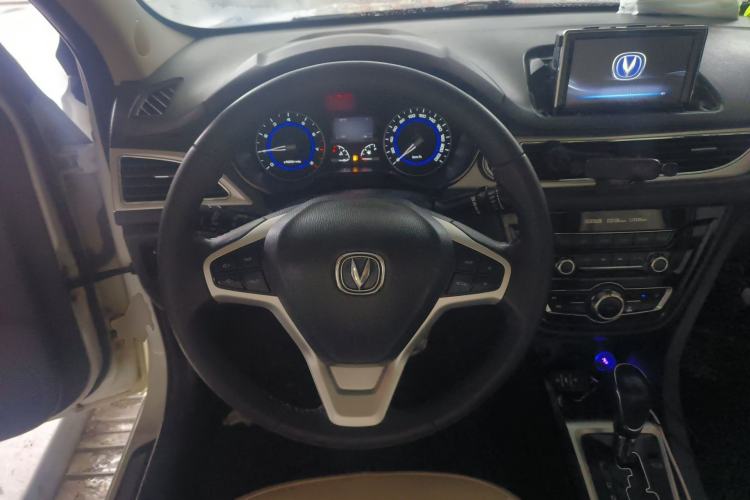 Used CHANGAN Alsvin V7 2015 1.6L Automatic Fun Model China IV Standard
