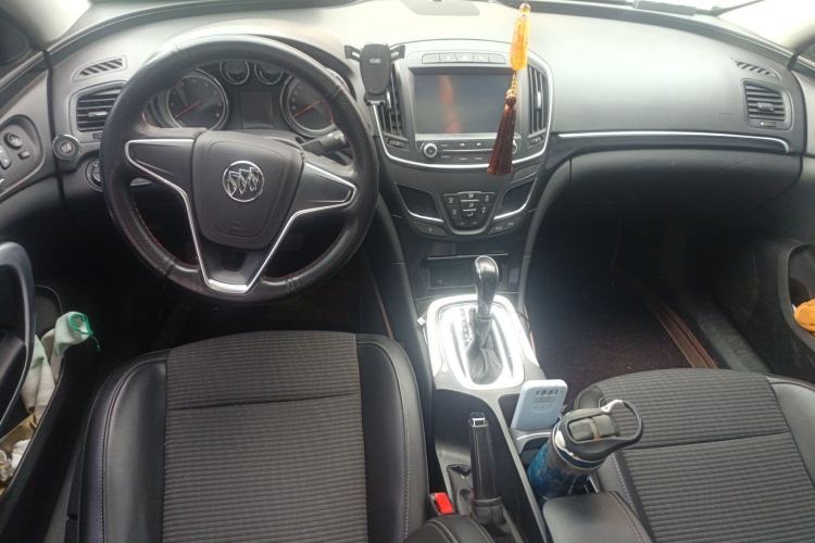 Used Buick Regal 2015 1.6T Leading Technology Model Center Console