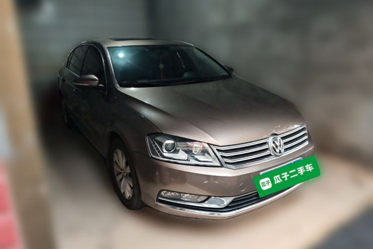 Used Volkswagen Magotan 2013 1.8TSI Luxury Model Front Right 45 Deg