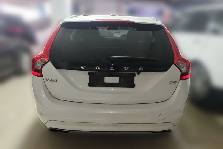 Used Volvo V60 2017 T5 Zhiyi Edition China V Standard Rear