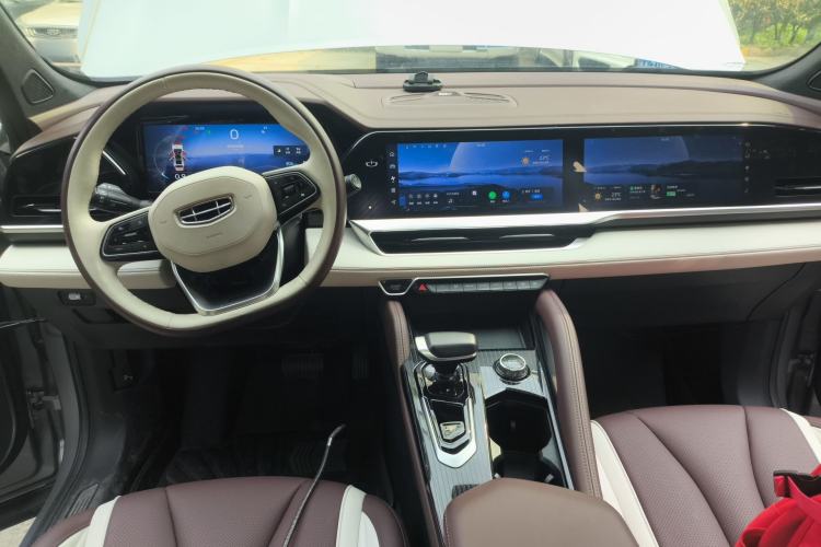 Used Geely Auto Monjaro L 2021 2.0TD DCT EVO Two-Wheel Drive Prestige Version
