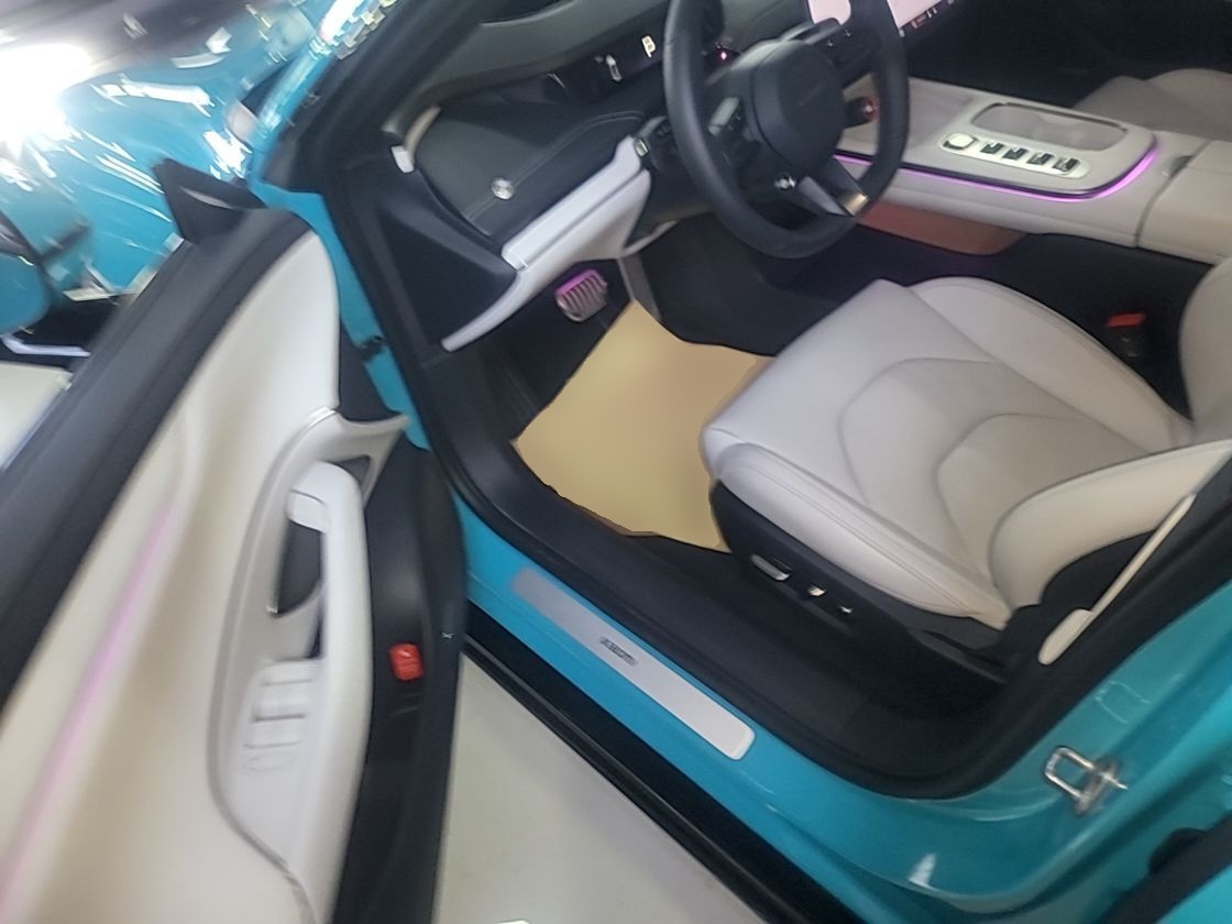 Xiaomi Auto SU7 2024 Four-Wheel Drive Ultra-Long Range Advanced Intelligent Driving Max Edition — снимка 19