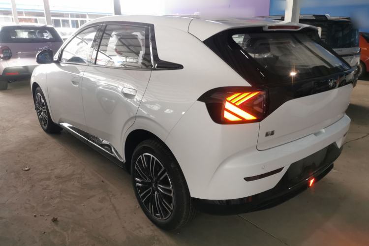 Used ARCFOX T1 2025 Model 425 PLUS
