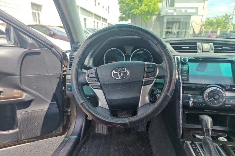 Used Toyota Reiz 2013 2.5V Shangrui Navigation Edition Steering Wheel