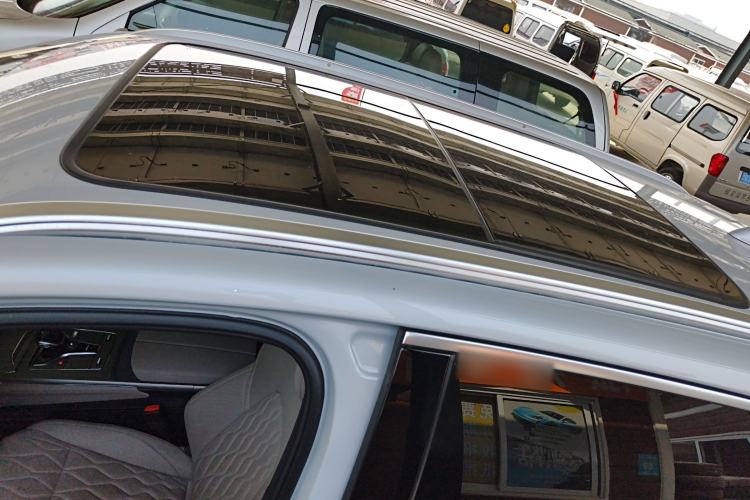 Used BYD Tang New Energy 2024 DM-i Glory Edition 112KM Prestige Model
