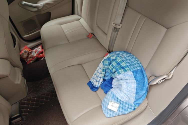 Used Ford Mondeo 2011 2.0L GTDi 200 Fashion Edition Left Rear Seat