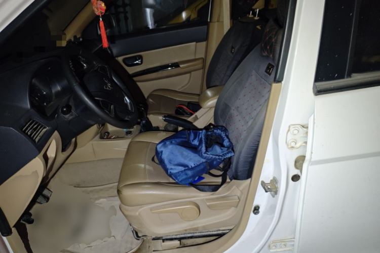 Used Wuling Hongguang 2014 1.2L S Comfort Model China IV
