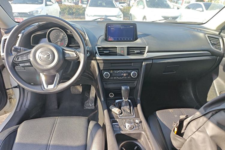 Used Mazda Mazda 3 Axela 2017 Sedan 1.5L Automatic Luxury Model Emission Standard China V
