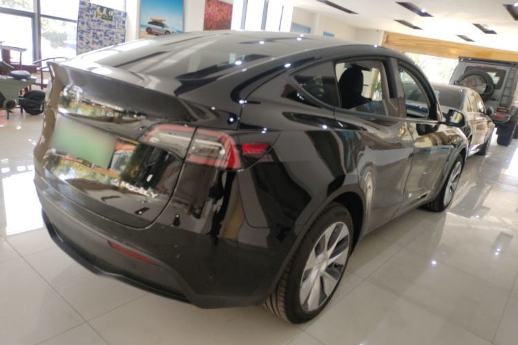 Used Tesla Model Y 2021 Long-Range All-Wheel-Drive Version 3D7