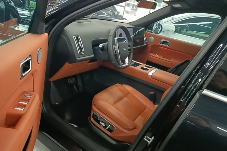 Used Li Auto L7 2023 Max model
