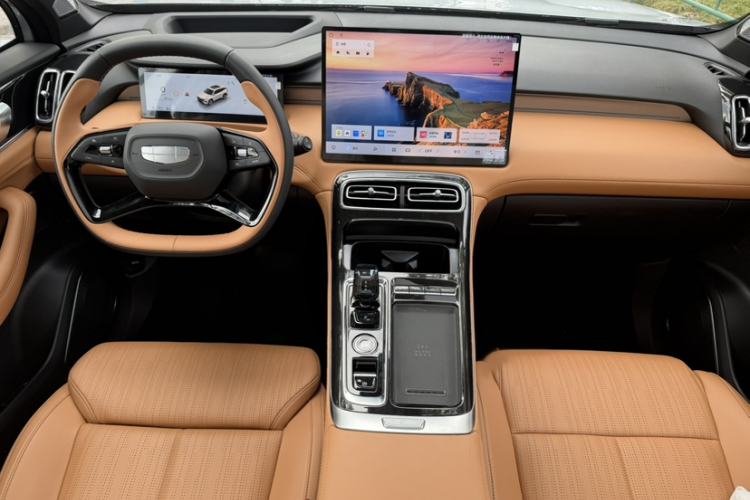 Used Geely Auto FX11 2025 4th Generation 1.5TD DCT Jinxiu