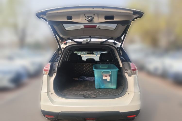 Used Nissan X-Trail 2016 2.5L CVT Sport Edition 4WD
