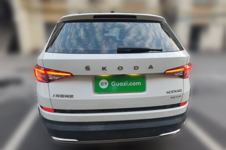 Used Skoda Kodiaq 2019 Facelifted TSI330 7-Seater Two-Wheel-Drive Luxury Enjoyment Edition China VI Standard Rear