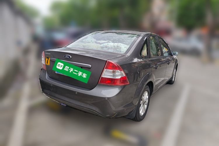 Used Ford Focus 2013 Sedan Classic 1.8L Manual Base Model