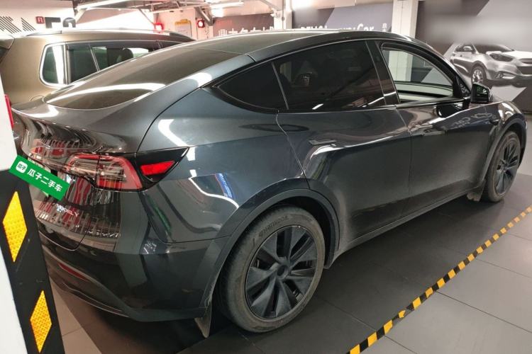 Used Tesla Model Y 2024 Rear-Wheel-Drive Version Rear Right 45 Deg