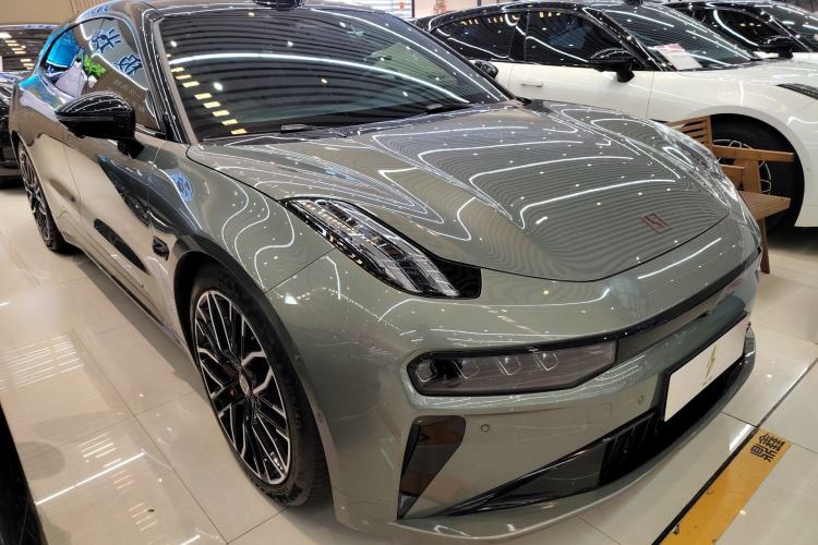 Used Zeekr 001 2024 YOU Edition 100 kWh All-Wheel Drive Front Right 45 Deg